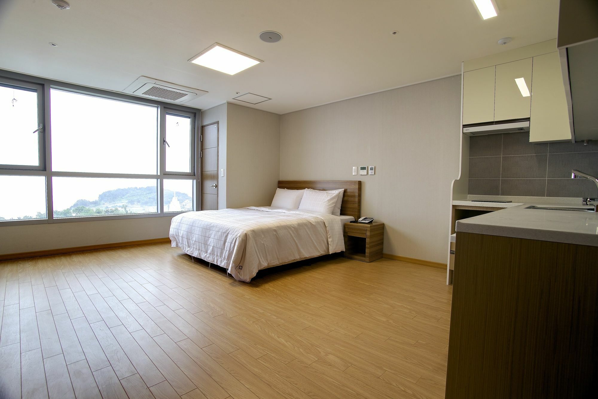 The Class 300 Condo Sokcho Exterior photo
